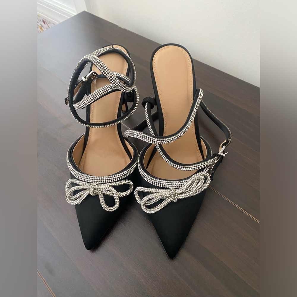 Express Elegant Black Satin Heels with Rhinestone Accents in Women’s Size 8 - Picture 2 of 5